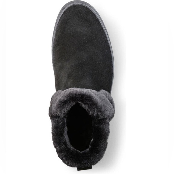 COUGAR - Picture 3 of 4